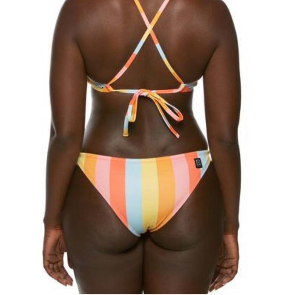 Jolyn Europe Bottom